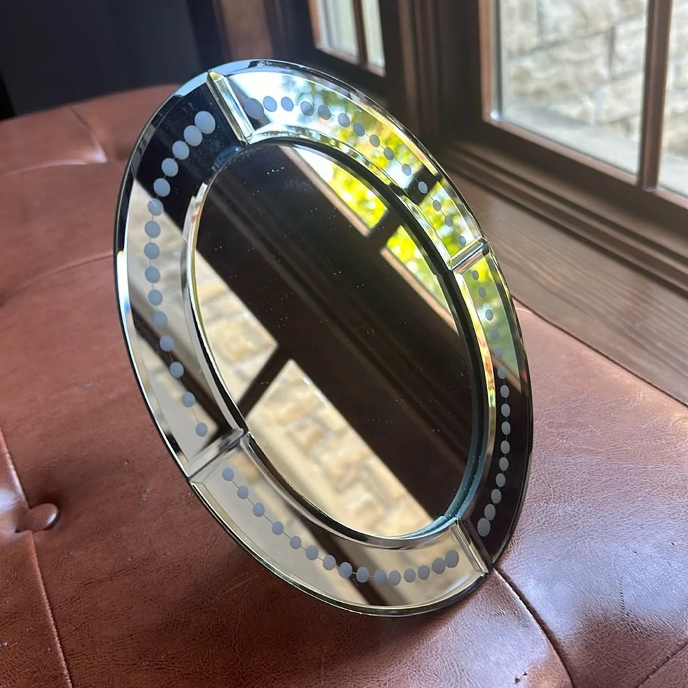 Makeup mirror